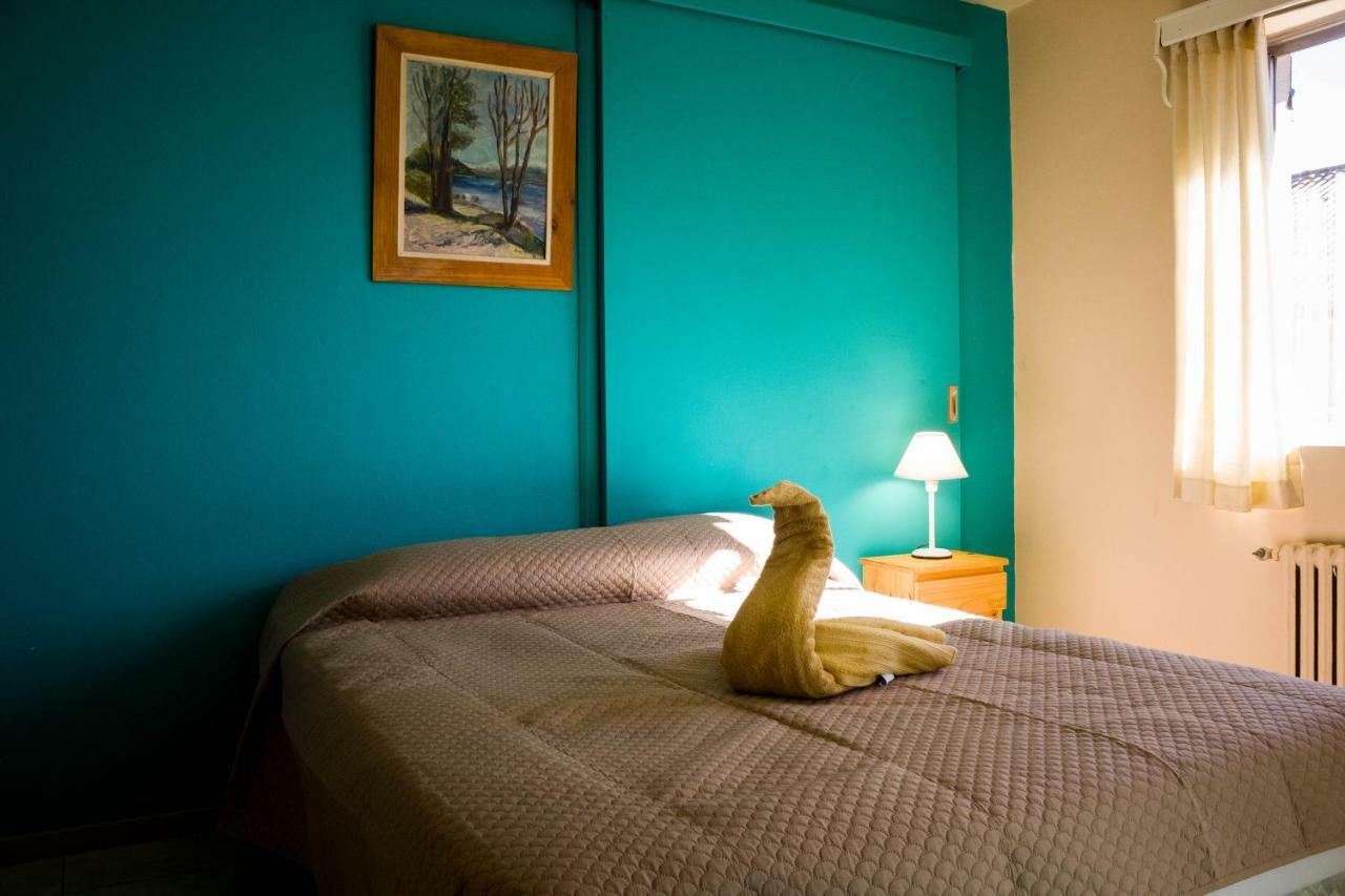 Hostel De La Plaza Amalia Сан Карлос де Барилоче Екстериор снимка