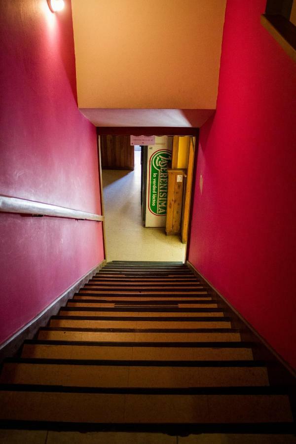 Hostel De La Plaza Amalia Сан Карлос де Барилоче Екстериор снимка